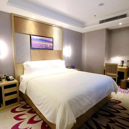 Lavande Hotel Foshan Yiwu Commodities City Eksteriør bilde