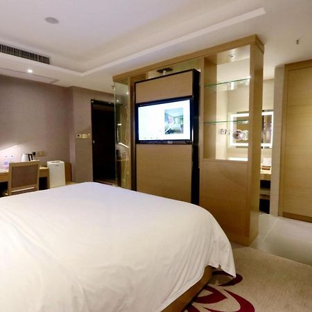 Lavande Hotel Foshan Yiwu Commodities City Eksteriør bilde